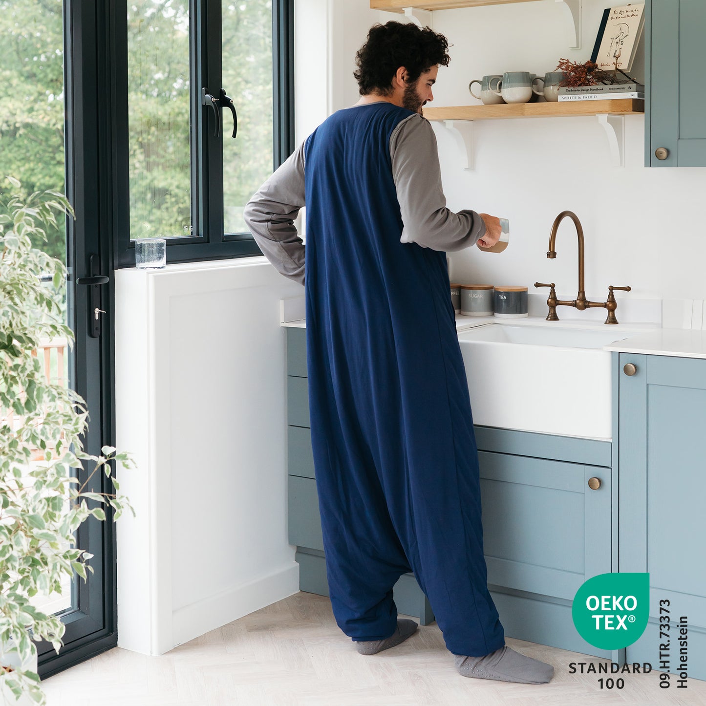 Schlafsack mit Füßen für Erwachsene mit umklappbaren Bündchen und Ärmeln 1.0 TOG_Navy Grau_OEKOTEX_1190