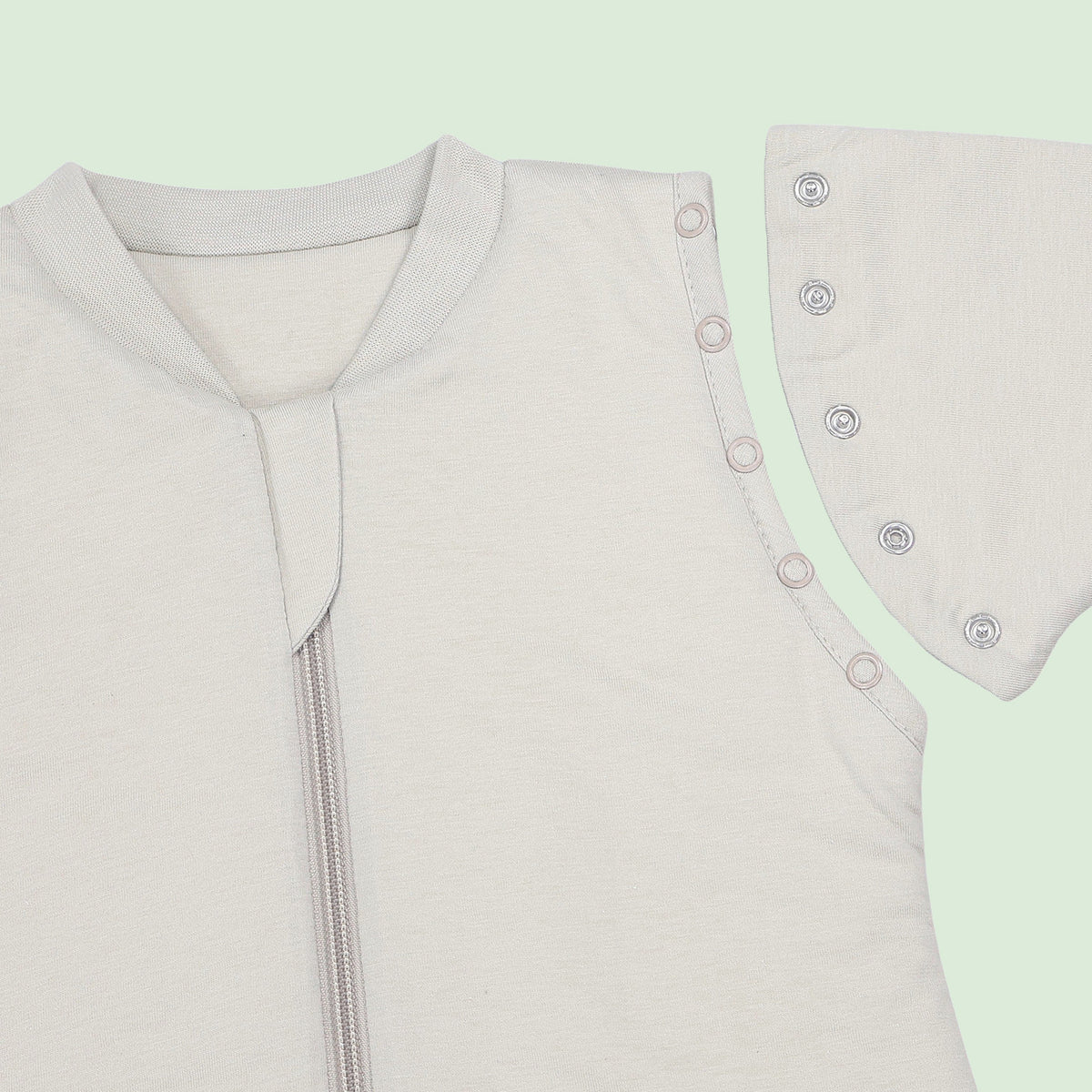 Babyschlafsack 1.0 TOG_Taupe_Armausschnitt_1201