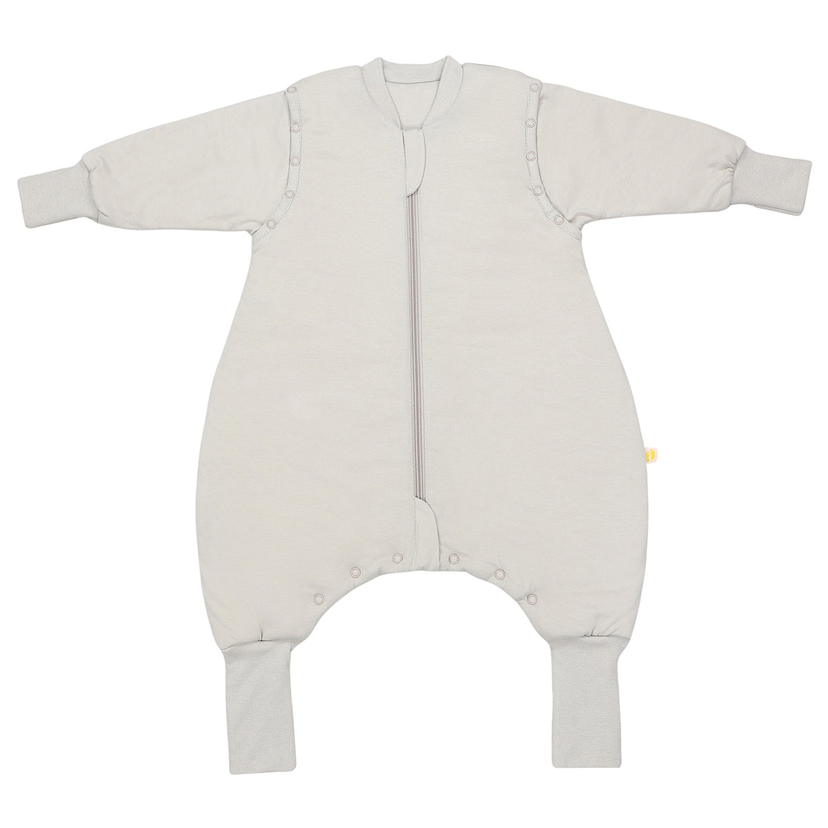Schlafsack mit Füßen und umklappbaren Bündchen 2.5 TOG_Taupe_Vorderseite_1202